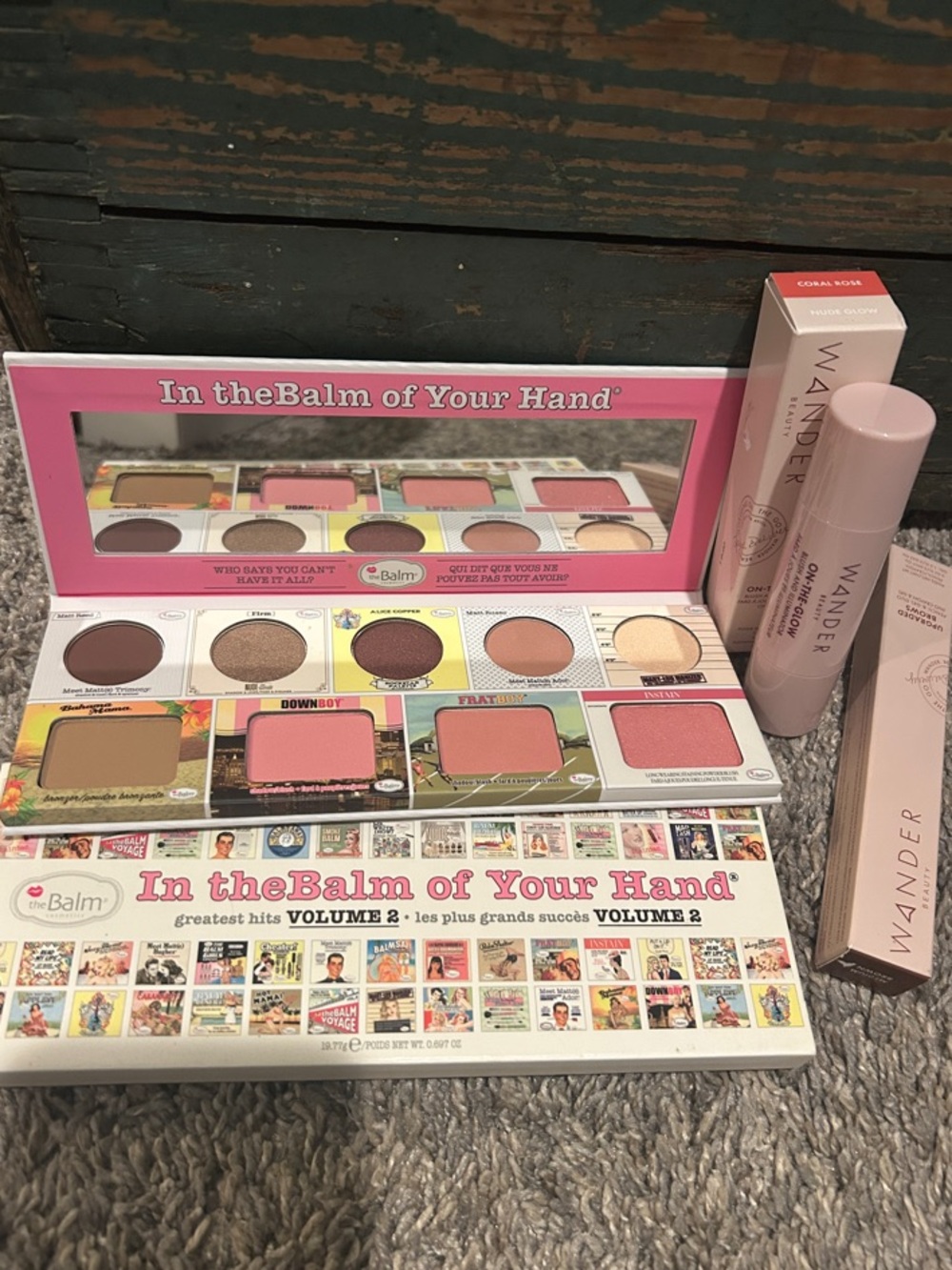 Wander Beauty & theBalm lot of 3 items:Brow pencil, On the glow stick and pallet